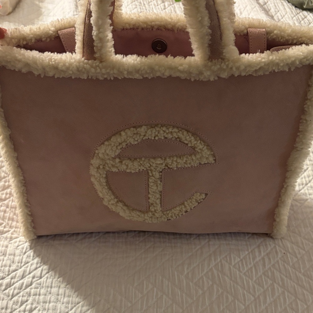 Telfar Blush Shearling Tote Bag - Picture 15 of 15